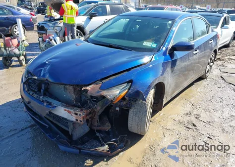 2018 Nissan Altima 2.5 Sr из США, поврежденный, VIN 1N4AL3AP2JC265422